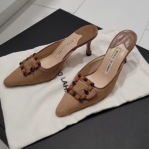 Manolo Blahnik buckle mule slides